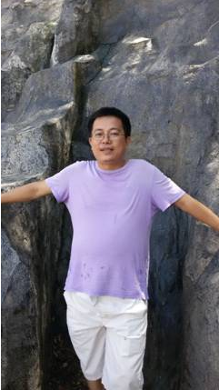 粉笔无言写春秋--记我院“优秀教师” 李军老师