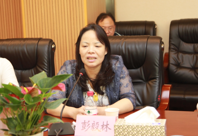 教师代表发言.png