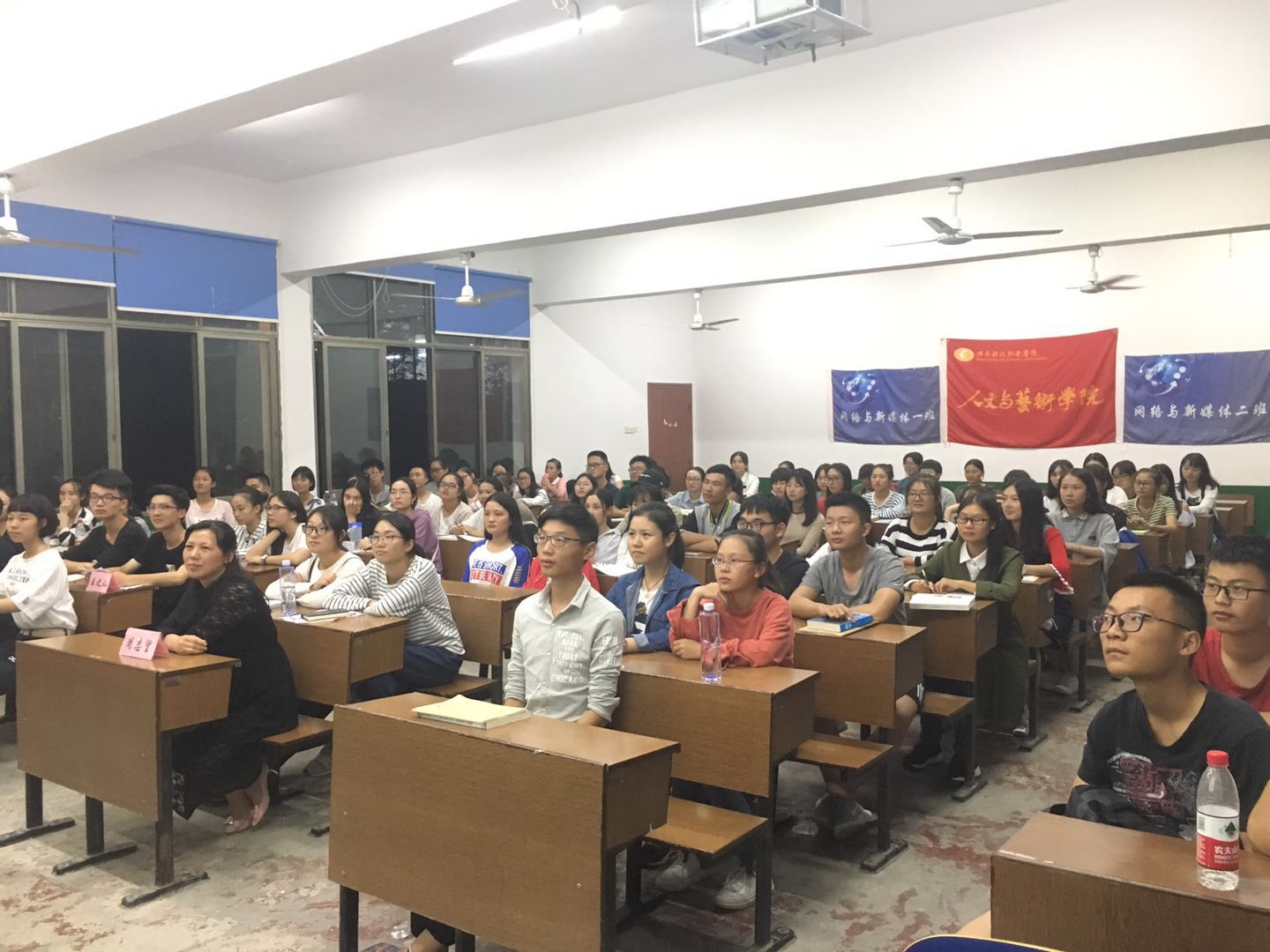 微信图片_20171001155018.jpg